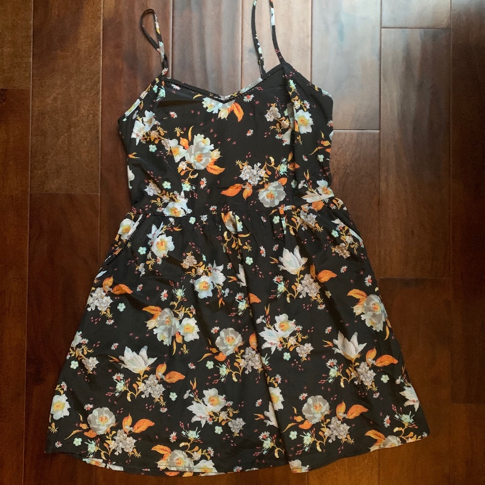 floral xhileration dress with pockets (L)